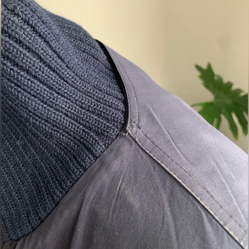 VINTAGE - Fur lining, Navy Blue Trench Coat - Picture 16 of 16
